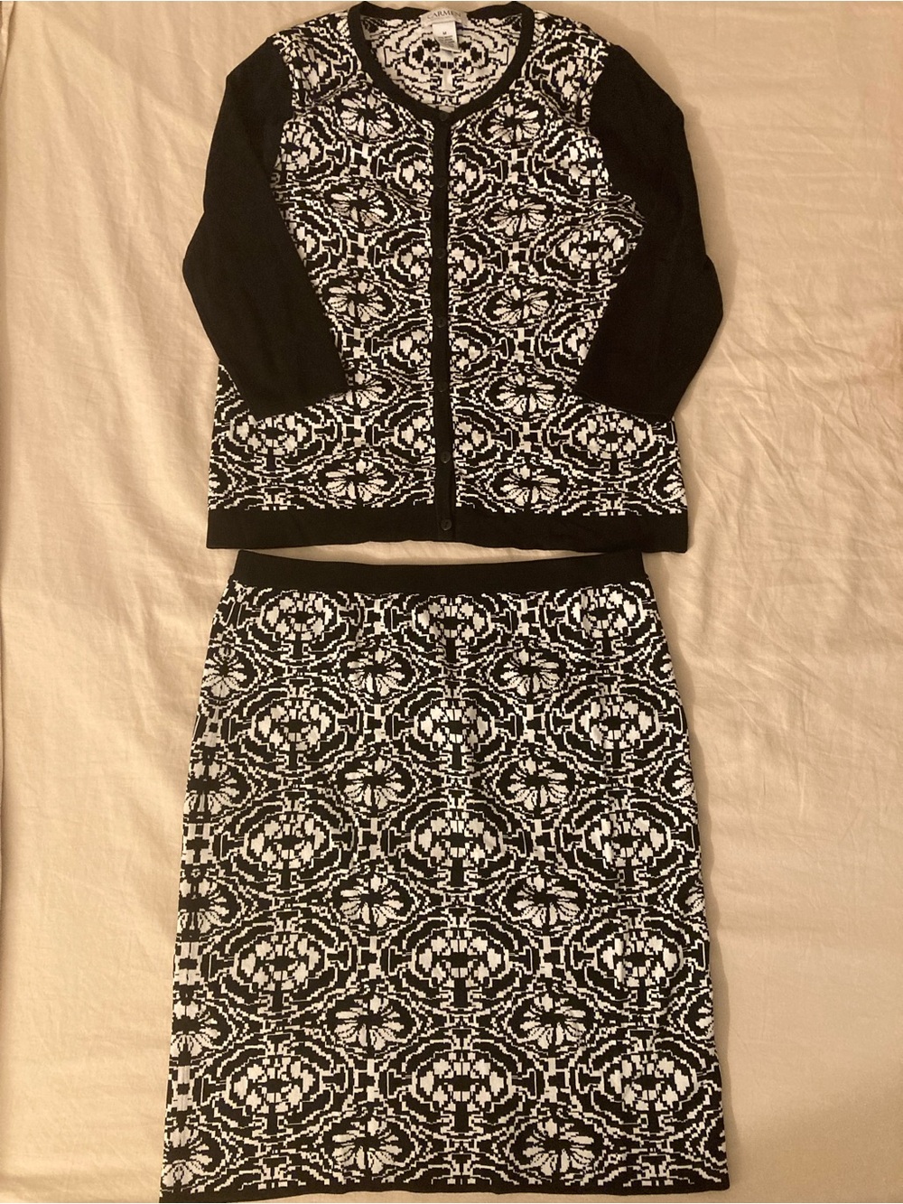 Carmen Marc Valvo Black & White Patterned Knit Skirt Set